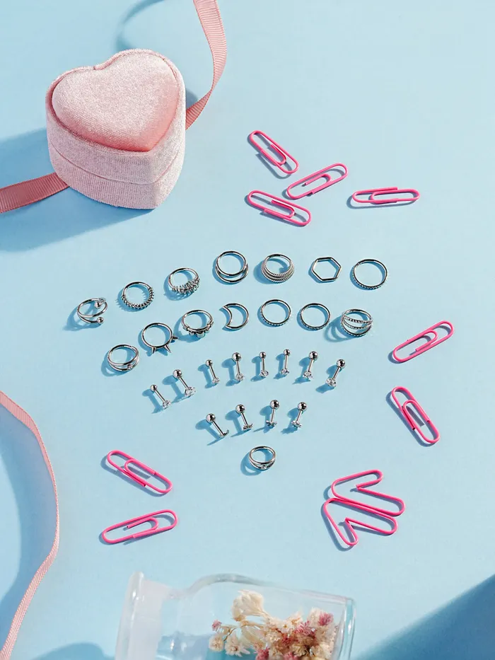 Line Eyes Cartilage Ear Hoop Piercing 16G MinimalBijoux Earrings