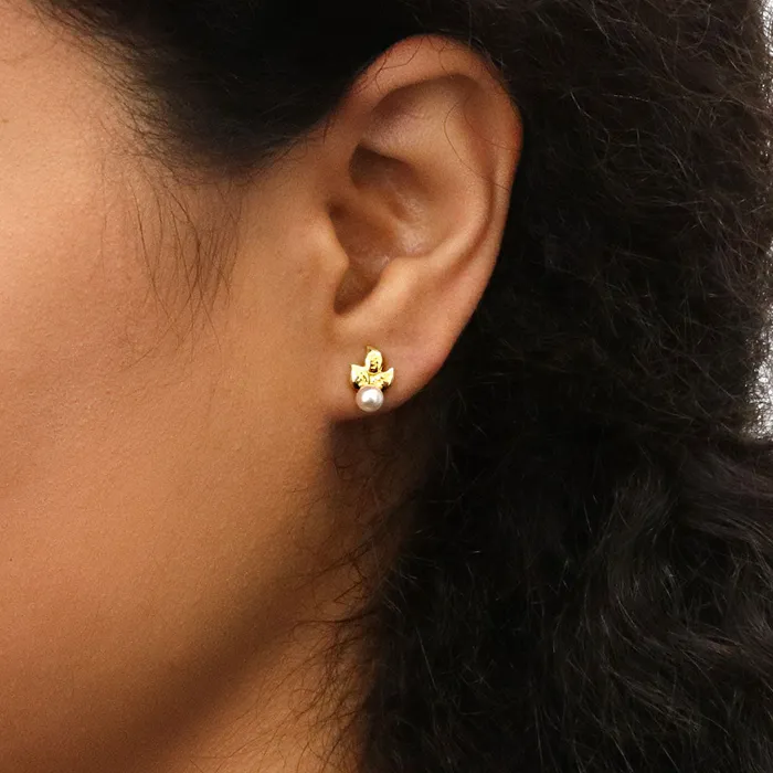 BERRICLE Leaf Imitation Pearl Stud Earrings in Sterling Silver Earrings