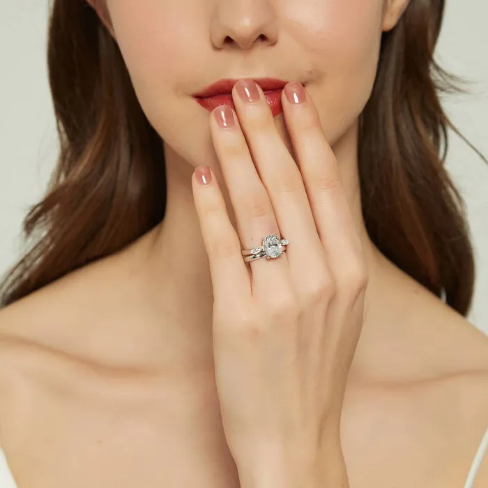Rings BERRICLE 3Stone 25ct Oval CZ Ring Set in Sterling Silver