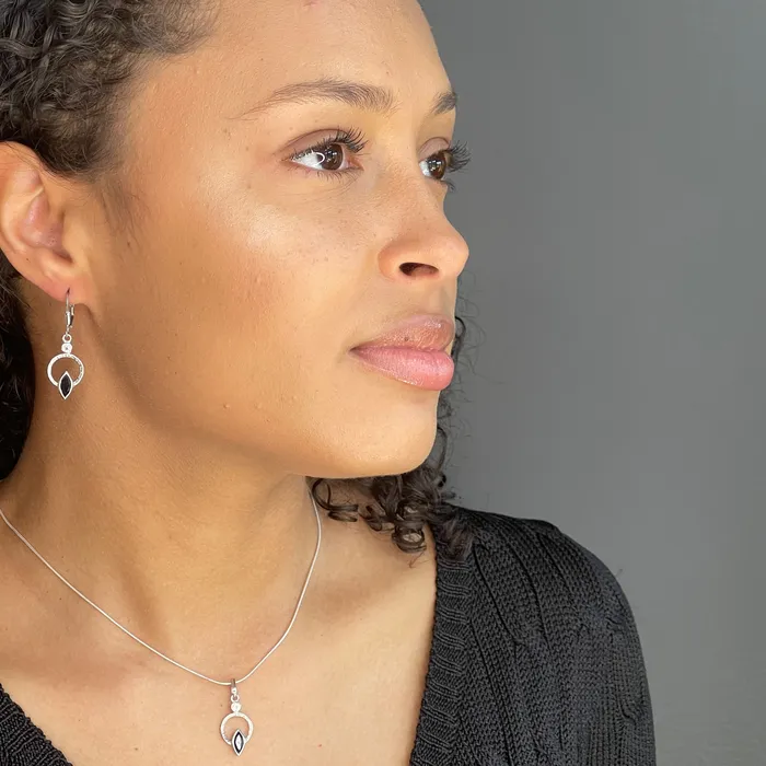 Earrings Q Evon Q Earrings Silver White Rhodium