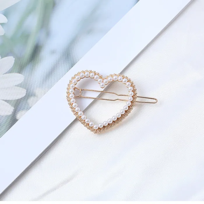 Refined by AnnaKaci Necklaces Pearl Embellished Heart Hair Pin Refined by AnnaKaci Necklaces Pearl Embellished Heart Hair Pin