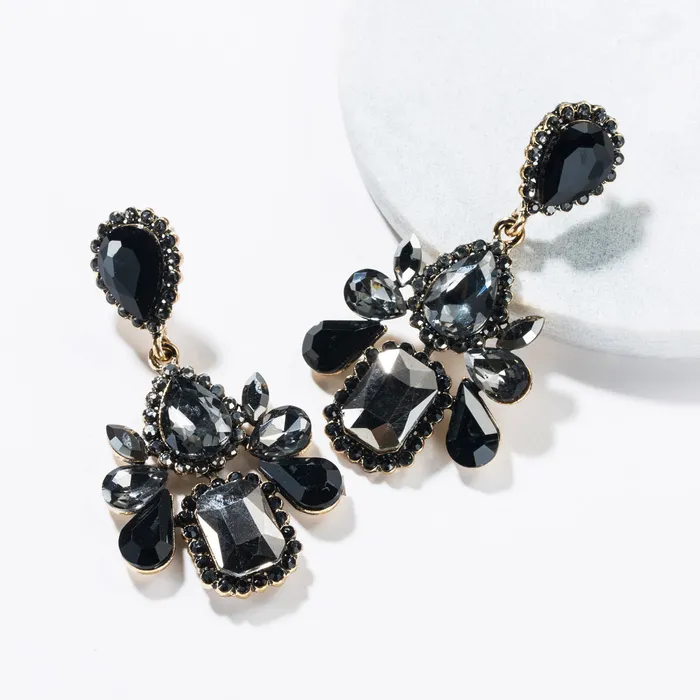 Refined by AnnaKaci Beautiful Dangle Geometric Shaped Crystals Earrings Earrings