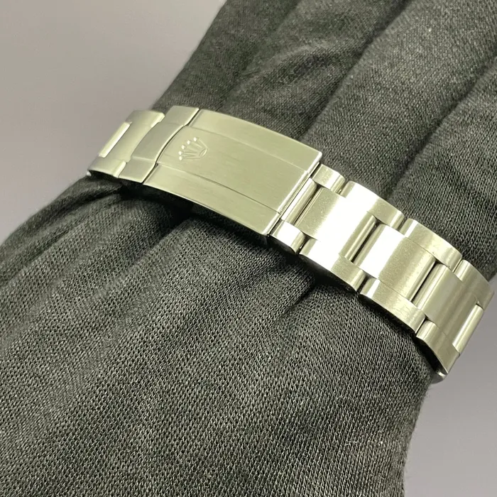 Rolex Oyster Perpetual 34mm Silver Dial Watch Ref 124200 Happy Jewelers Watches Rolex Oyster Perpetual 34mm Silver Dial Watch Ref 124200 Happy Jewelers Watches