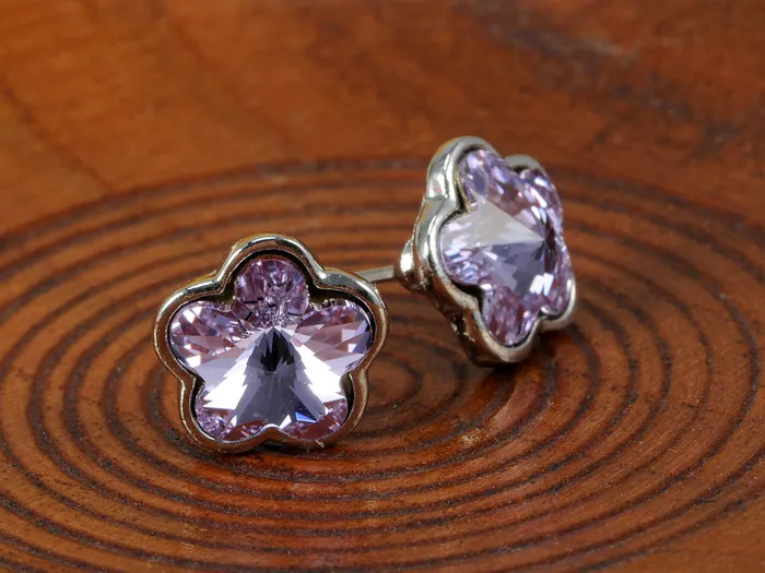 Swarovski Crystal Element Silver Violet Purple Floral Flower Stud Earrings Alilang Earrings
